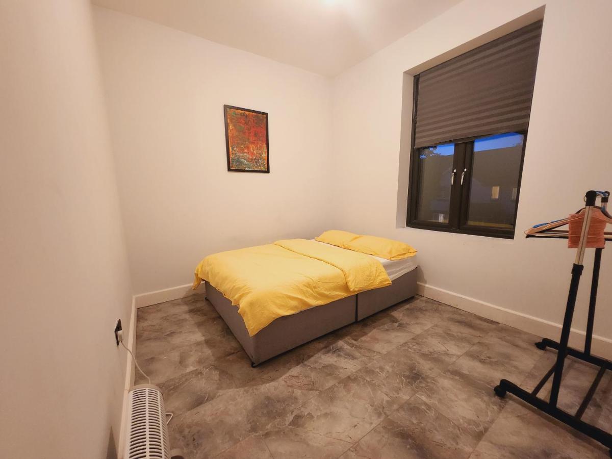 Urban Escape Ealing Hotel London Eksteriør billede